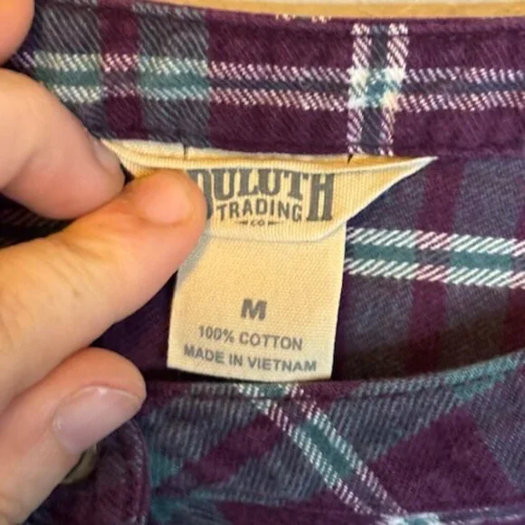 Duluth Trading Co Shirt Women's Size Medium Free Swingin tunic Plaid - Picture 3 of 3